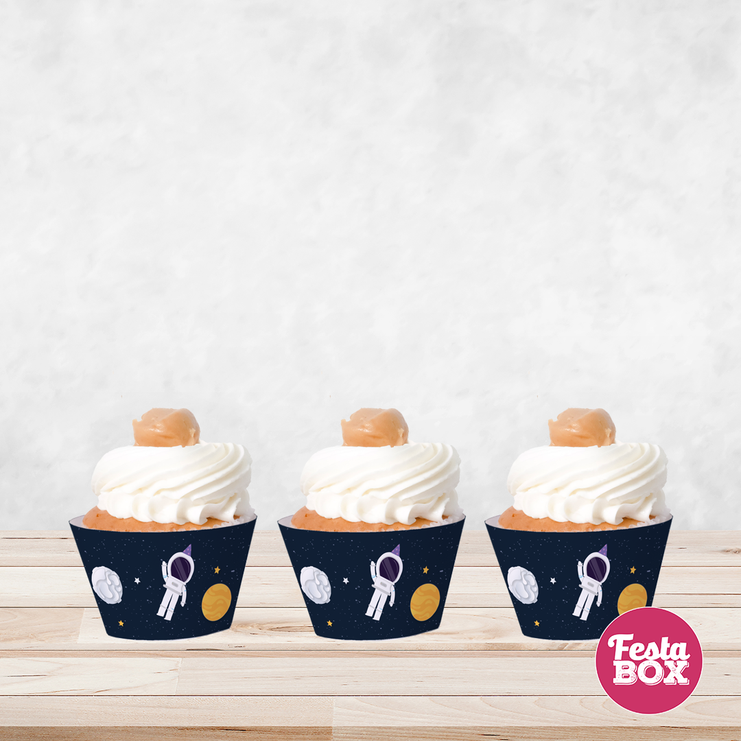 This set of cupcake wrappers is part of the Space Theme Collection by Festabox