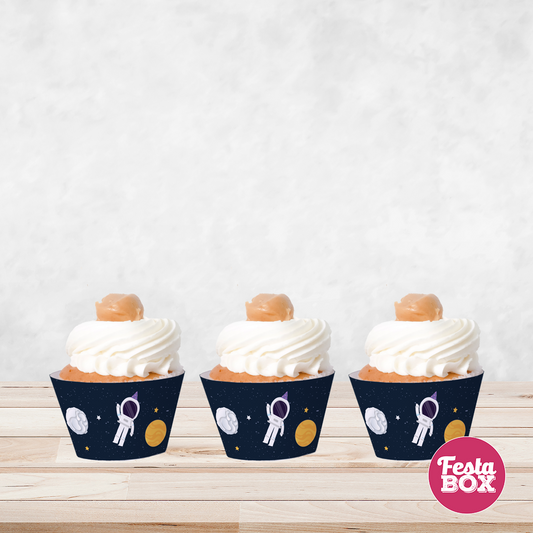 This set of cupcake wrappers is part of the Space Theme Collection by Festabox